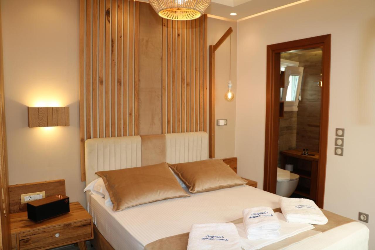 Angelica'S Deluxe Rooms In Adamas Exterior photo